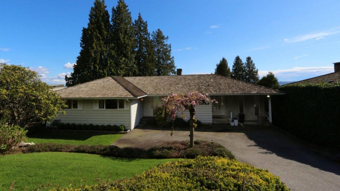 2390 Russet Place, Queens, West Vancouver 