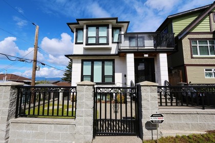 img_1662-1280x853 at 2415 E 29th Avenue