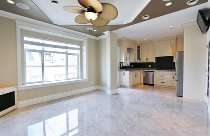 img_1695 at 2415 E 29th Avenue