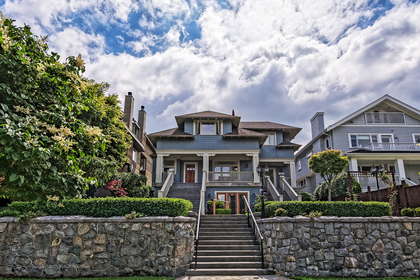 113 at 2562 York Avenue, Kitsilano, Vancouver West