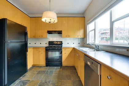 gopzjyvw at 2947 5th Avenue, Kitsilano, Vancouver West