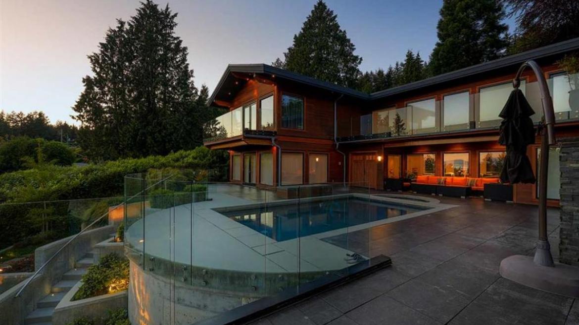 3137 Dickinson Crescent, West Vancouver 