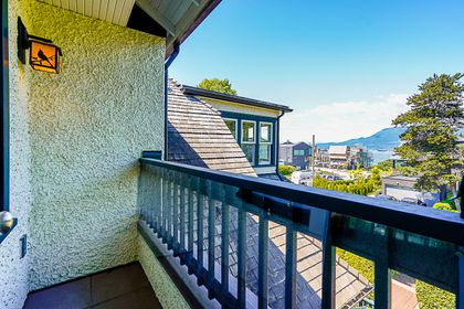 i-4 at 3396 1st Avenue, Kitsilano, Vancouver West