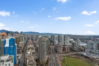 14 at 3907 - 1408 Strathmore Mews, Yaletown, Vancouver West