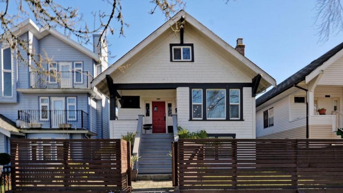 4038 Beatrice Avenue, Vancouver East 