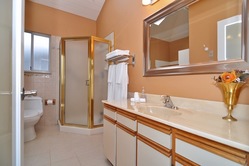 5 at 2233 E 5th Avenue, Renfrew VE, Vancouver East