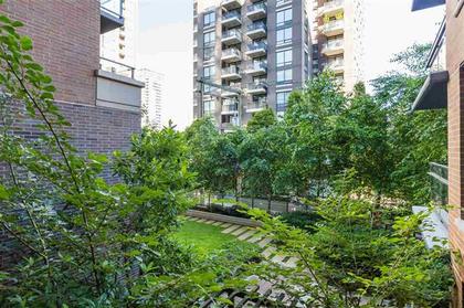 262213070-13 at 211 - 1088 Richards Street, Yaletown, Vancouver West