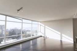 Spacious living room at 1101 - 1320 Chesterfield Avenue, Central Lonsdale, North Vancouver