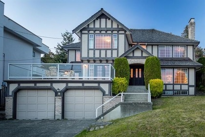 262148109 at 2373 Ottawa Avenue, Dundarave, West Vancouver