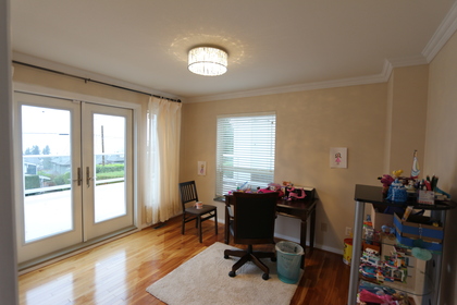 use5 at 2373 Ottawa Avenue, Dundarave, West Vancouver