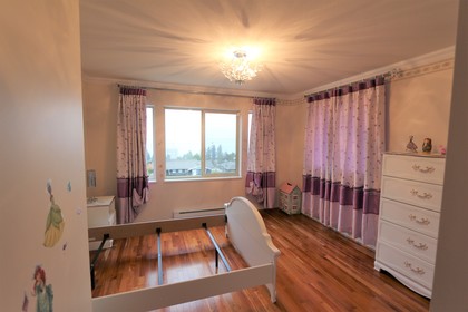 use9 at 2373 Ottawa Avenue, Dundarave, West Vancouver