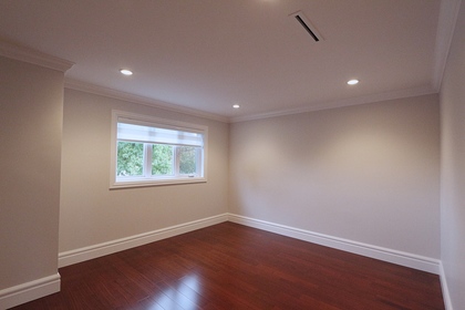 Room at 6634 Charles Street, Sperling-Duthie, Burnaby North