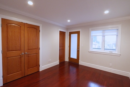 Room at 6634 Charles Street, Sperling-Duthie, Burnaby North