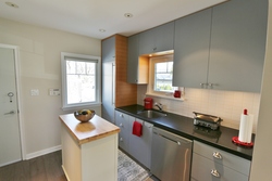 Sink at 3205 West 11th Avenue, Kitsilano, Vancouver West