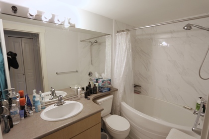 Bathroom at 214 - 2988 Silver Springs Boulevard, Westwood Plateau, Coquitlam