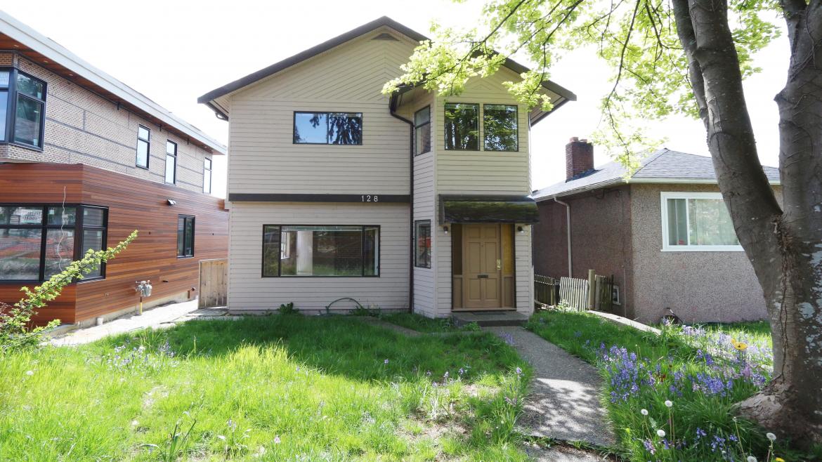 128 61 Avenue, Vancouver East 