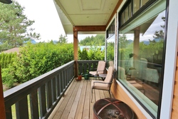Balcony at 828 Britannia Way, Britannia Beach, Squamish