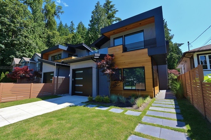 House entrance at 1888 Tatlow, Pemberton NV, North Vancouver