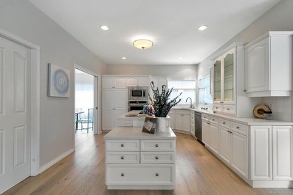 Kitchen at 14527 30 Avenue, Elgin Chantrell, South Surrey White Rock