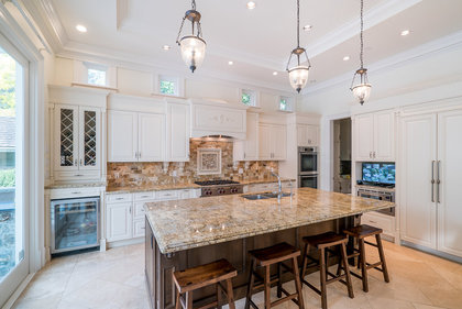 Stain steel appliances at 6389 Elm Street, Kerrisdale, Vancouver West