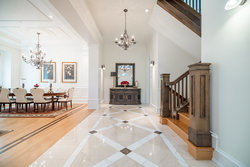 entrance hall at 6389 Elm Street, Kerrisdale, Vancouver West