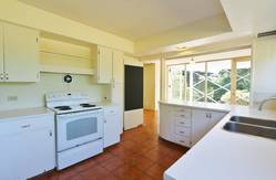 00z0z_37vuruxblvc_1200x900 at  , Altamont, West Vancouver