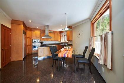 262206135-4 at 2367 Nelson Avenue, West Vancouver