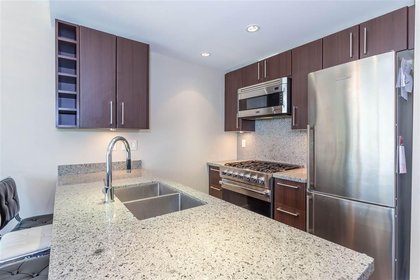 r2172540-1 at 606 - 138 1 Avenue, Main, Vancouver East