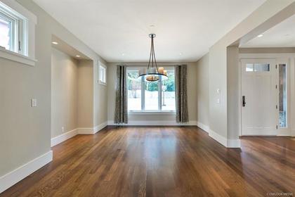 262275472-4 at 2645 Rosebery Avenue, Queens, West Vancouver