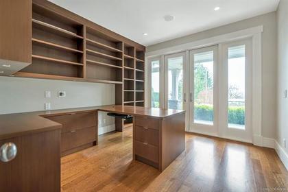 262275472-6 at 2645 Rosebery Avenue, Queens, West Vancouver