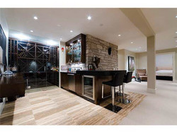 259031082-7 at 2645 Rosebery Avenue, Queens, West Vancouver