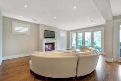 262275472-10 at 2645 Rosebery Avenue, Queens, West Vancouver