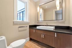 262275472-3 at 2645 Rosebery Avenue, Queens, West Vancouver