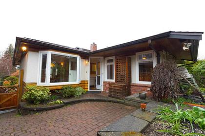 262299666-9 at 4350 w 2nd, Point Grey, Vancouver West