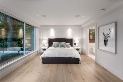 yseqprrq at 947 Huntingdon Crescent, Dollarton, North Vancouver