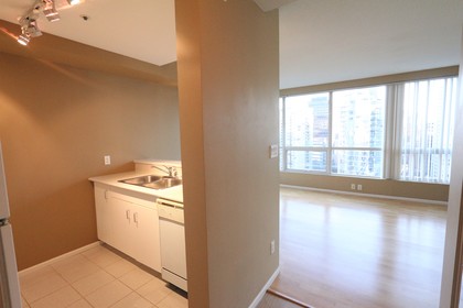 img_0003-2 at 2404 - 555 Jervis Street, Coal Harbour, Vancouver West