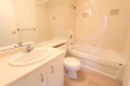 img_0032-2 at 2404 - 555 Jervis Street, Coal Harbour, Vancouver West