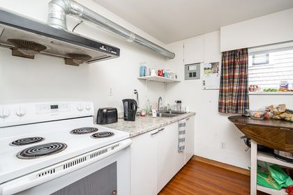 b-4 at Lower - 2485 West 13th Avenue, Kitsilano, Vancouver West