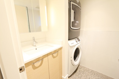 2019-01-14-121947 at Lower - 1319 E 36th Avenue, Killarney VE, Vancouver East