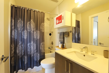 3 at 39 - 10133 River Drive, Bridgeport RI, Richmond