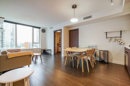 b-1 at 1107 - 68 Smithe Street, Yaletown, Vancouver West