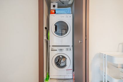 g-2 at 1107 - 68 Smithe Street, Yaletown, Vancouver West