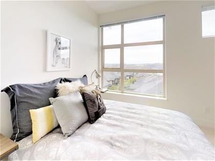 262340011-12 at 402 - 3602 Aldercrest Drive, Roche Point, North Vancouver