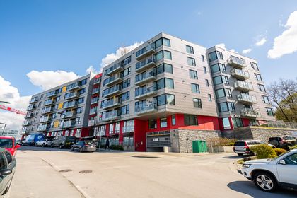 r-2 at 513 - 384 E 1st Street, Mount Pleasant VE, Vancouver East