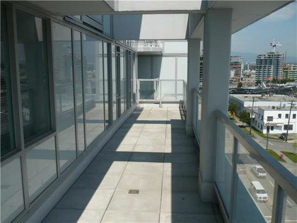 259613698-2 at 1006 - 1887 Crowe Street, False Creek, Vancouver West