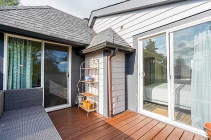 i-1 at 2546 West 2nd Avenue, Kitsilano, Vancouver West