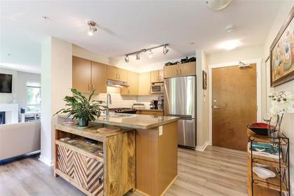 262416172-6 at 106 - 3015 Lincoln, New Horizons, Coquitlam