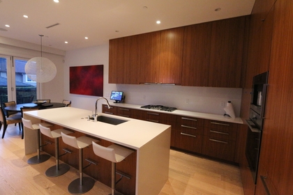 4e1cf92b-da38-4216-9b14-fd20ddec401c at UPPER - 6404 Ontario Street, Oakridge VW, Vancouver West