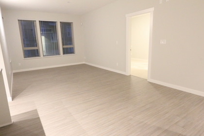 11a22e37-19ad-451c-bc57-ec5ad05ebe5b at 112 - 2632 Library Lane, Lynn Valley, North Vancouver