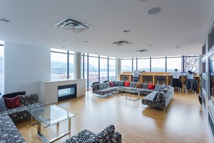 262032315-16 at 4008 - 128 W Cordova, Downtown VE, Vancouver East